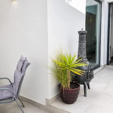 Appartamento Courtyard House