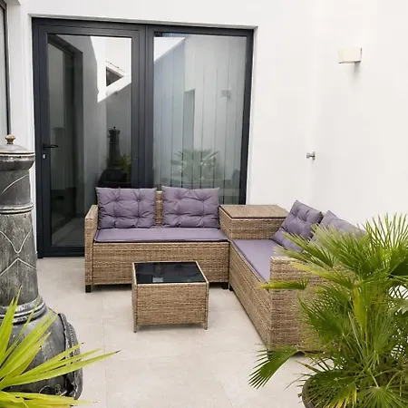 Appartamento Courtyard House *