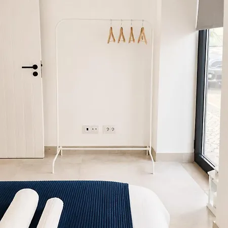 Courtyard House Διαμέρισμα Φάρο